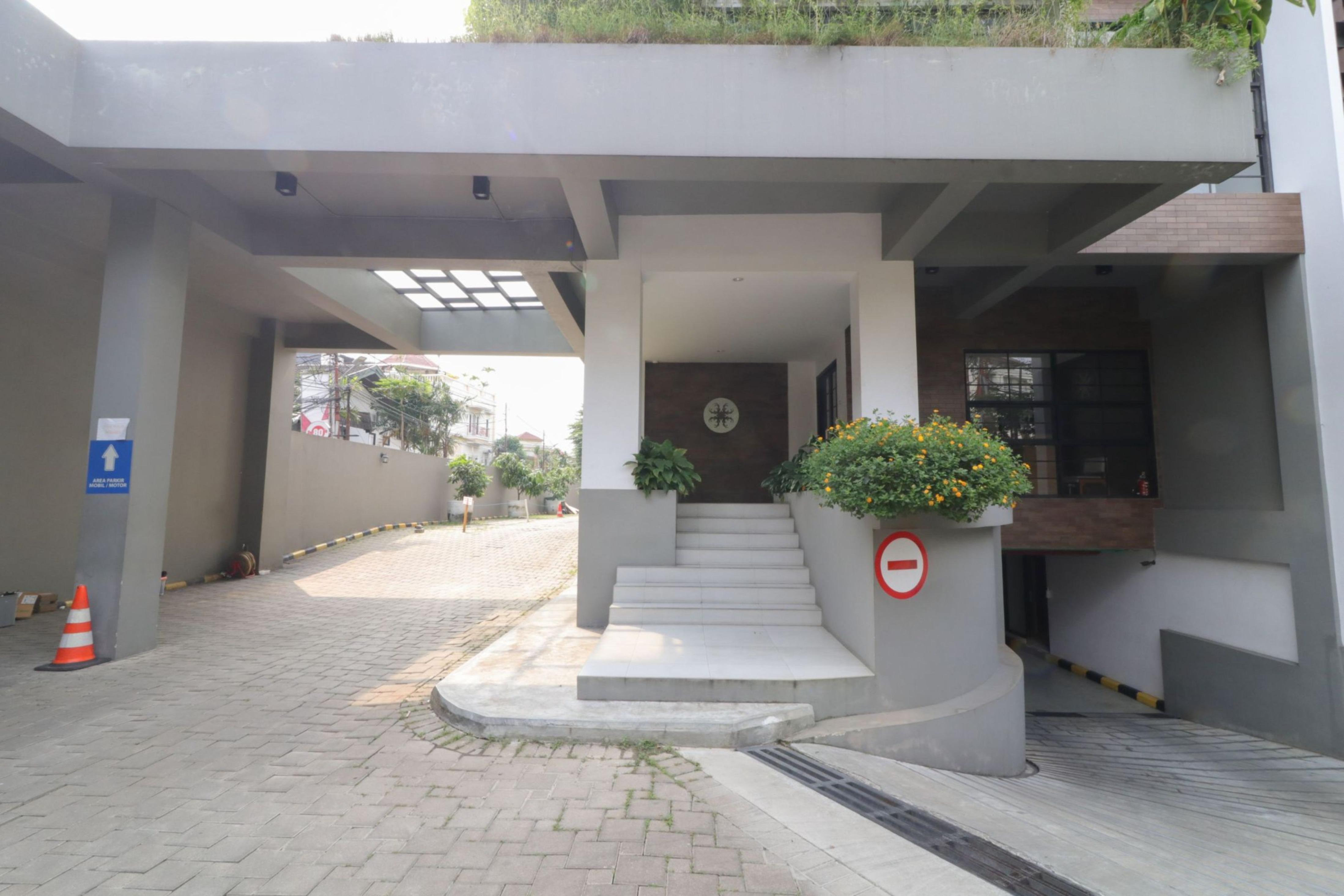 Mendjangan Residence Jakarta Exterior photo